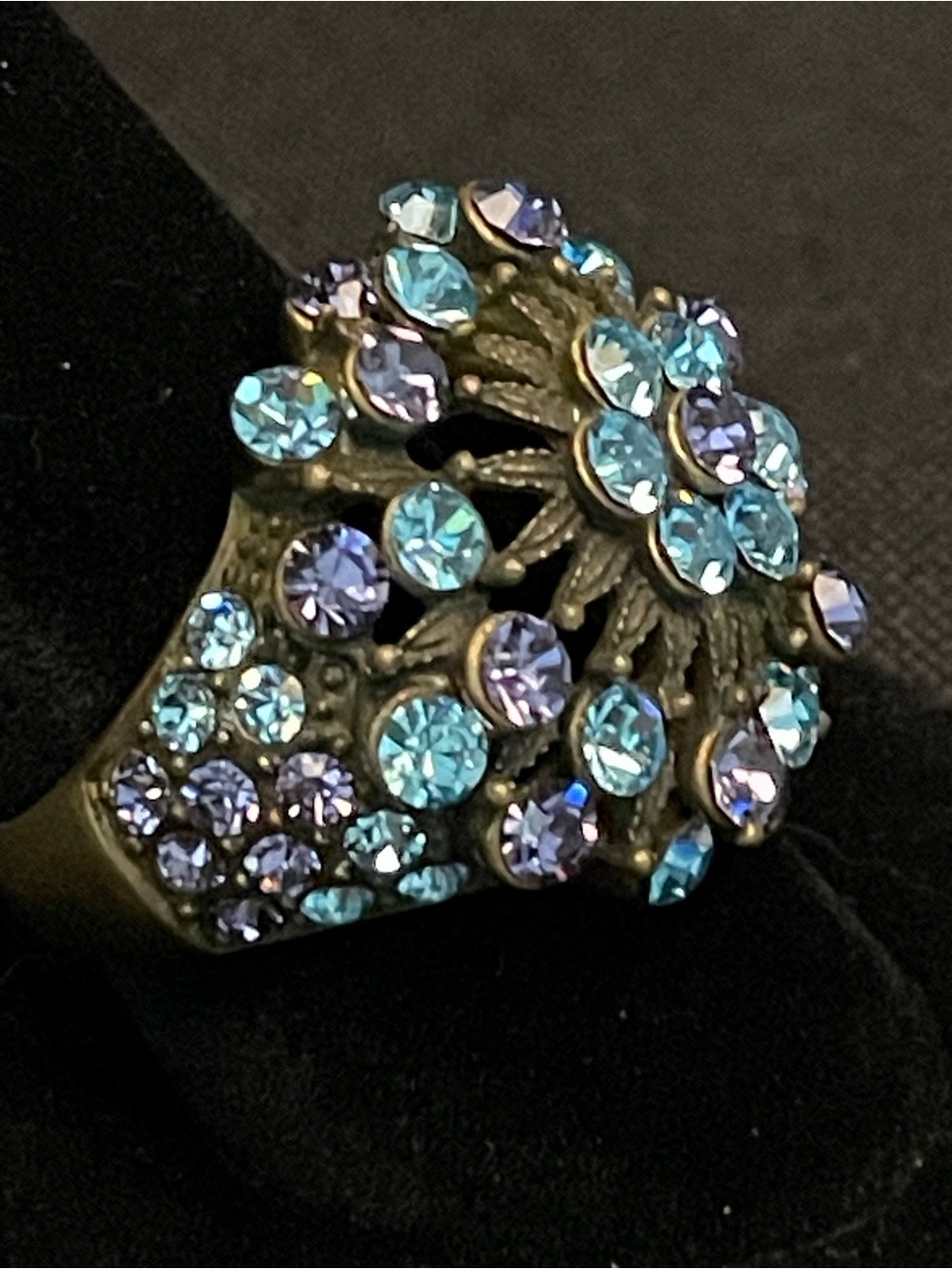 Heidi Daus Size 9.5 Blue Purple Rhinestone Flower Burst